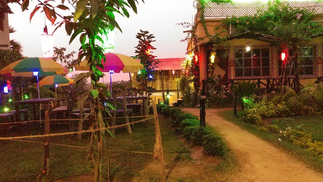 Roshnai Village Resort 볼푸르 외부 사진