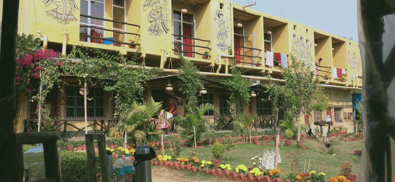 Roshnai Village Resort 볼푸르 외부 사진